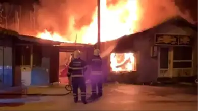 Depoda Yangın: İtfaiye Hızlı Müdahale Etti