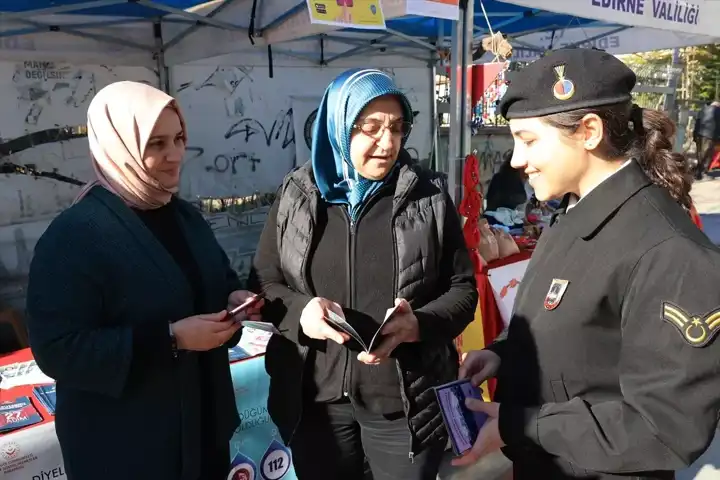 Kadın Destek Uygulaması (KADES), X şehrinde tanıtıldı