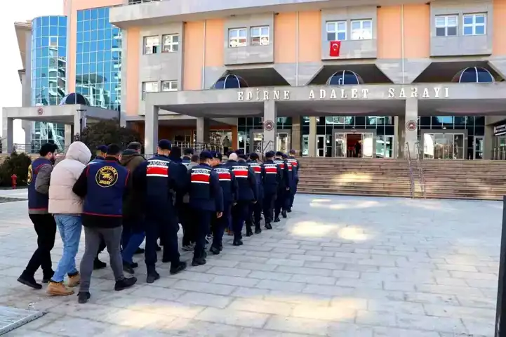 Edirne'de 15 Dönüm Arazi Usulsüz Satışı: 8 Tutuklama