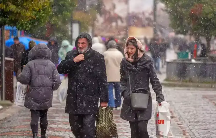 Edirne'de Tekrar Kar Yağışı!