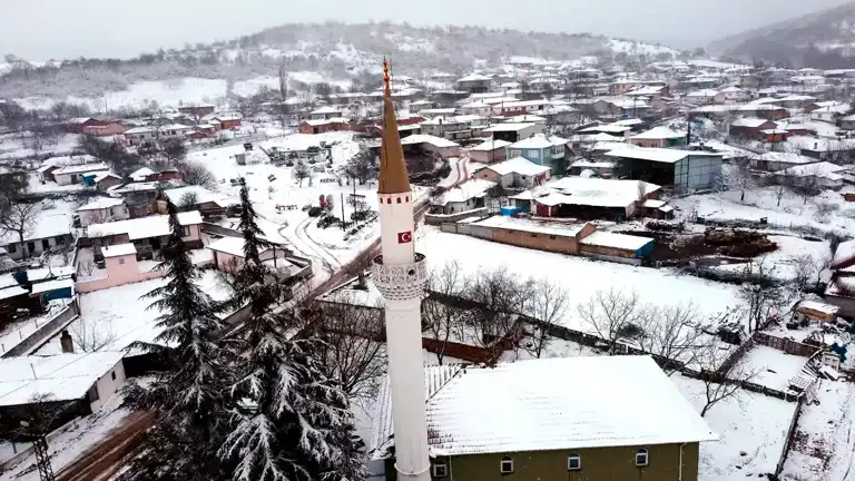 Edirne'de Kar Yağışı Çiftçileri Mutlu Etti