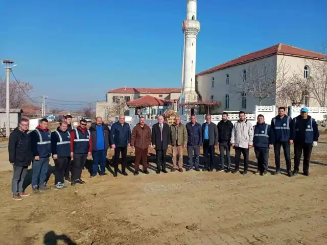 Tarihi Cami Minaresi Kontrollü Yıkımla Kaldırıldı