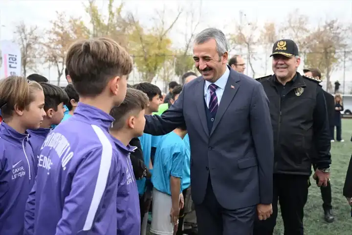 Mahalle Ligi'nde Yeni Sezon Başladı: Gençler Sporla Buluşuyor